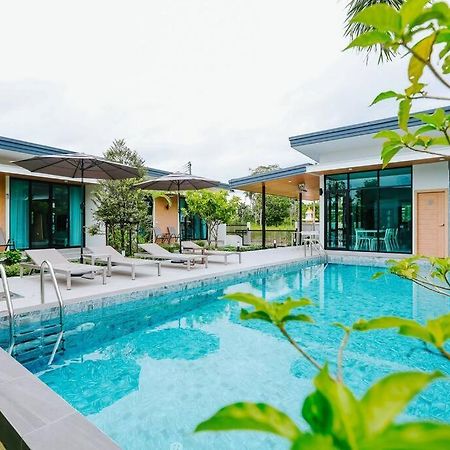 Cheeva Pool Villa Khao Lak Buitenkant foto