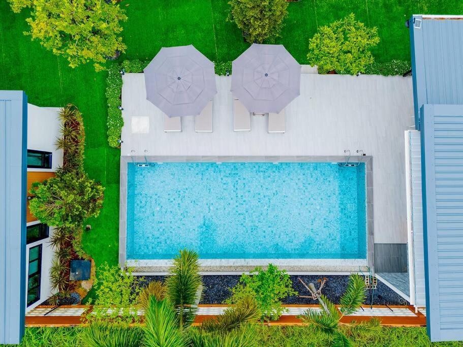Cheeva Pool Villa Khao Lak Buitenkant foto